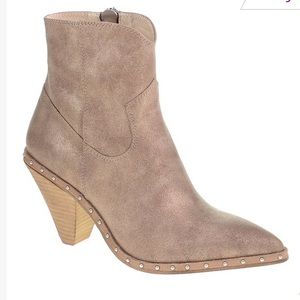 NIB-Chinese Laundry Champaign Bootie